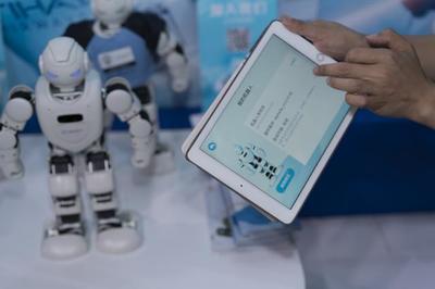 UBTECH携手编程机器人，为开学季献上最佳智能礼物